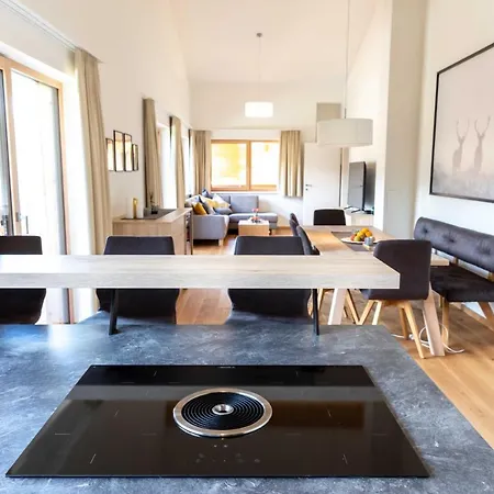 Gleiming Apartment